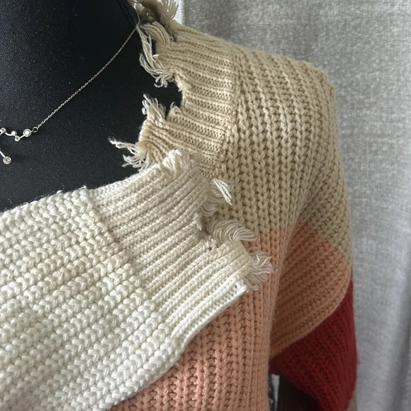 Colorblock Distressed R Label Sweater - Picture 2 of 4